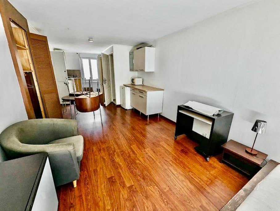 Grand - Proche Hyper Centre - Calme & Equipe Apartment
